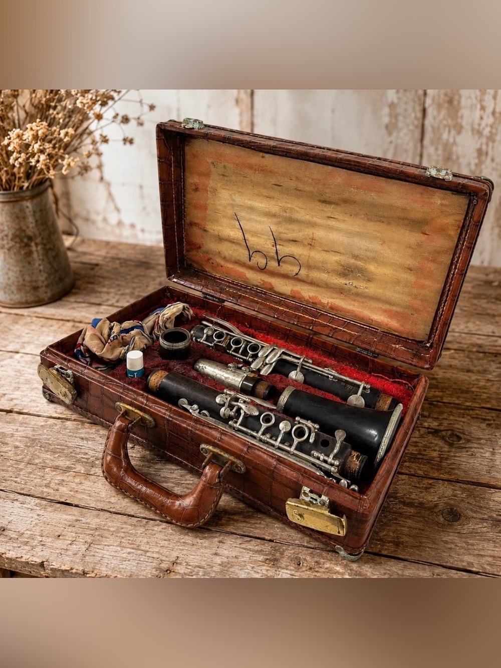 Vintage Noblet Paris Model 40 Bb Wood Clarinet France w/ Leblanc Case